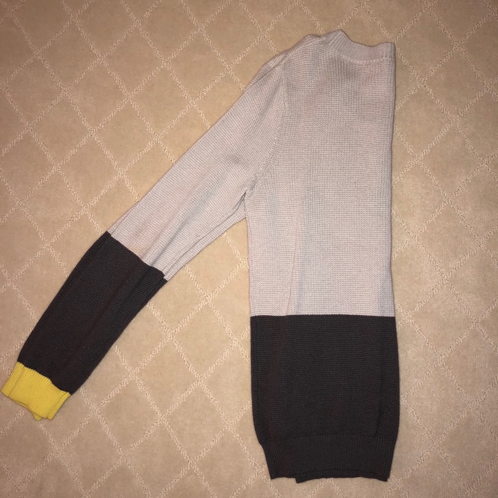Colorblock Sweater - Picture 3 of 5